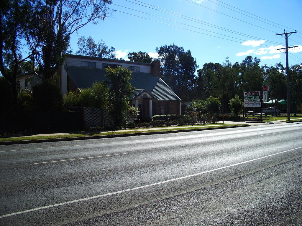 Park House Motor Inn Oakey Exterior foto